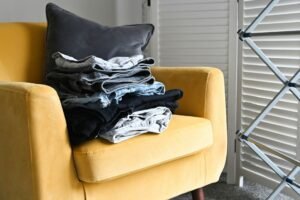 wash and fold laundry